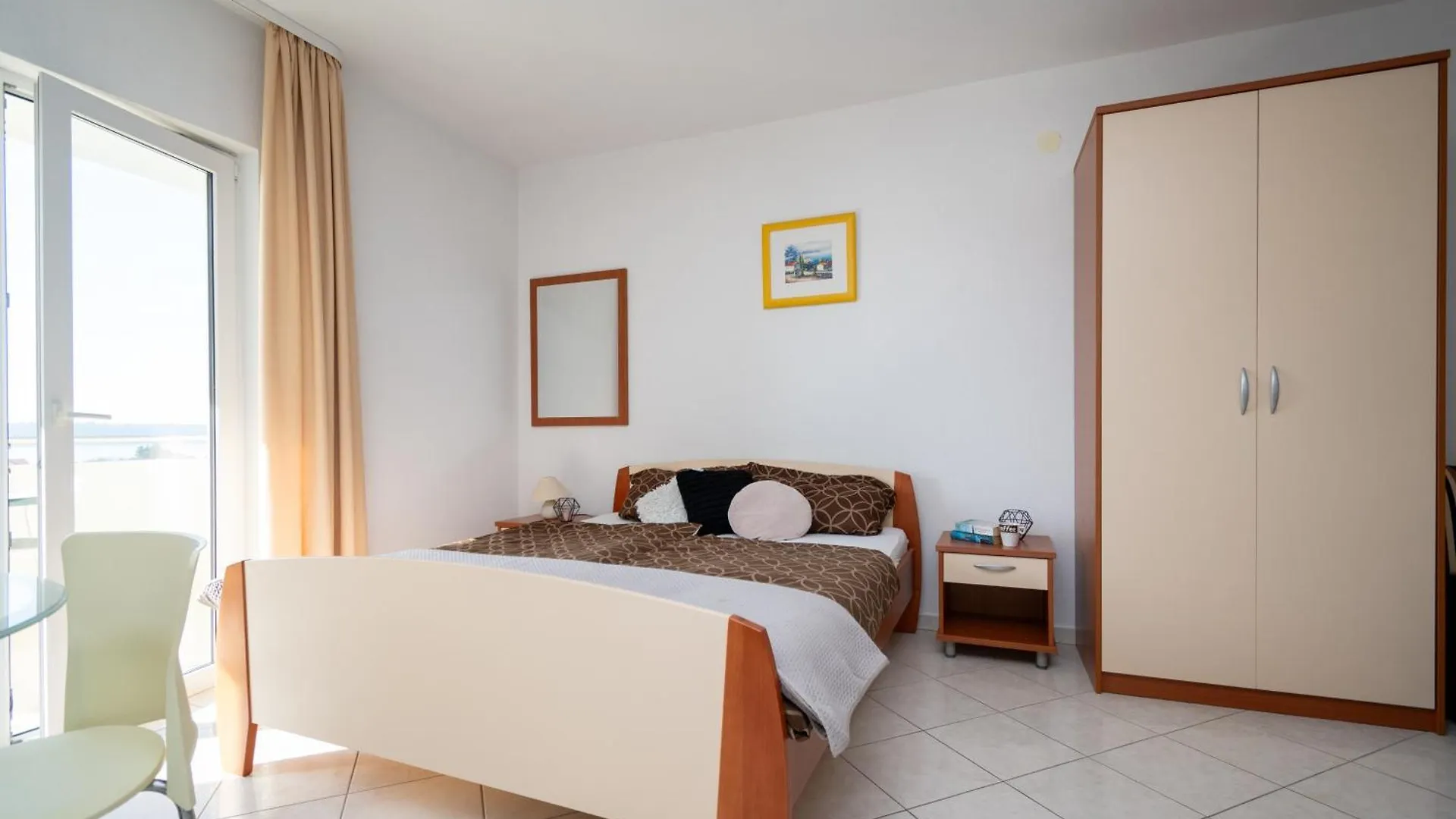 Family Friendly Apartments With A Swimming Pool Ljubac, Zadar - 21937 Ražanac Chorvatsko