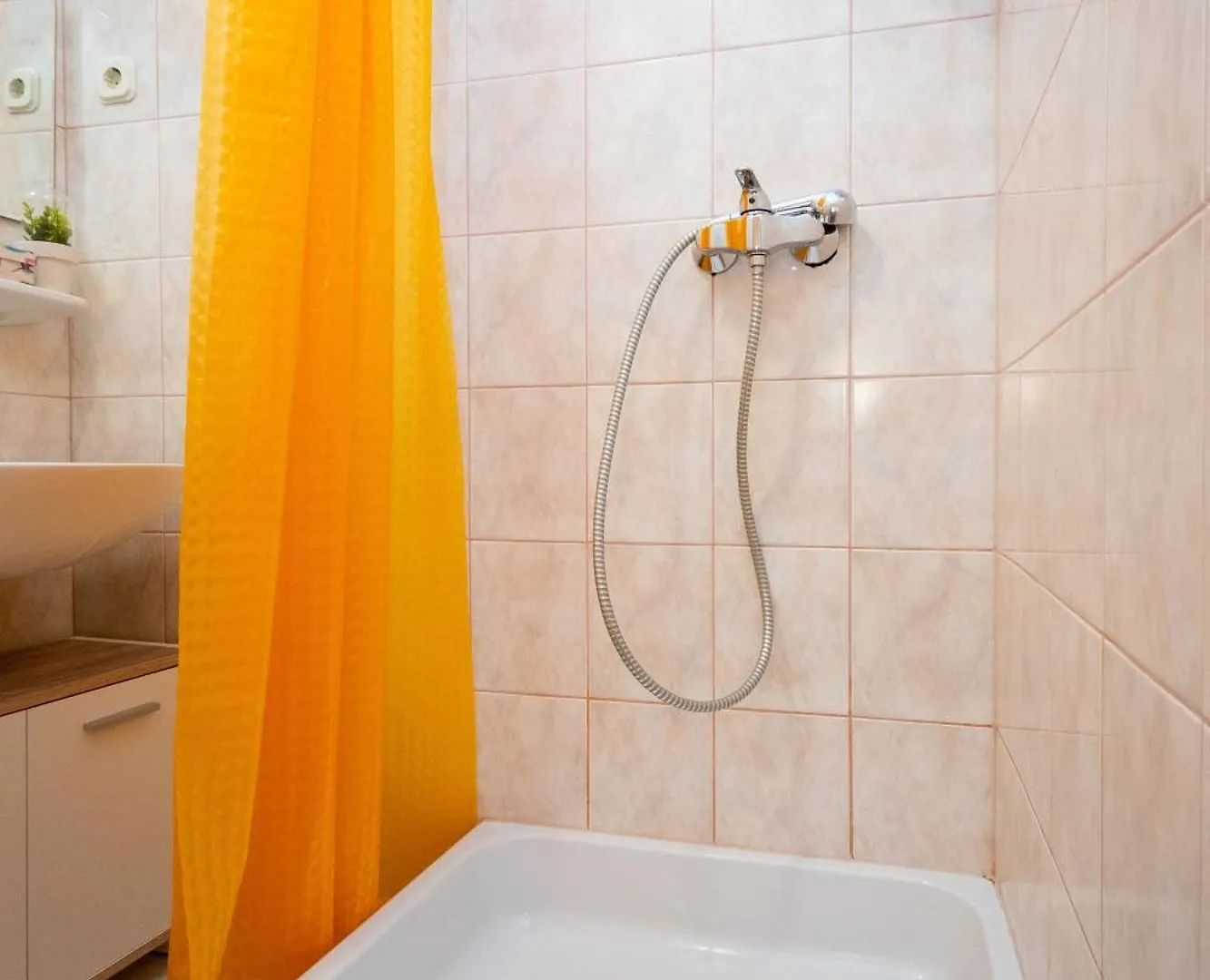 Family Friendly Apartments With A Swimming Pool Ljubac, Zadar - 21937 Razanac Croatia