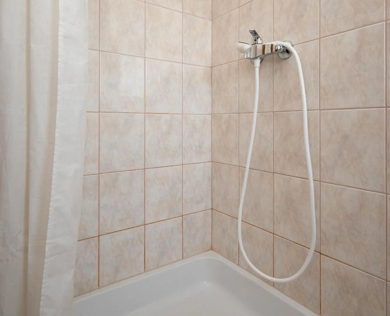 Family Friendly Apartments With A Swimming Pool Ljubac, Zadar - 21937 Razanac