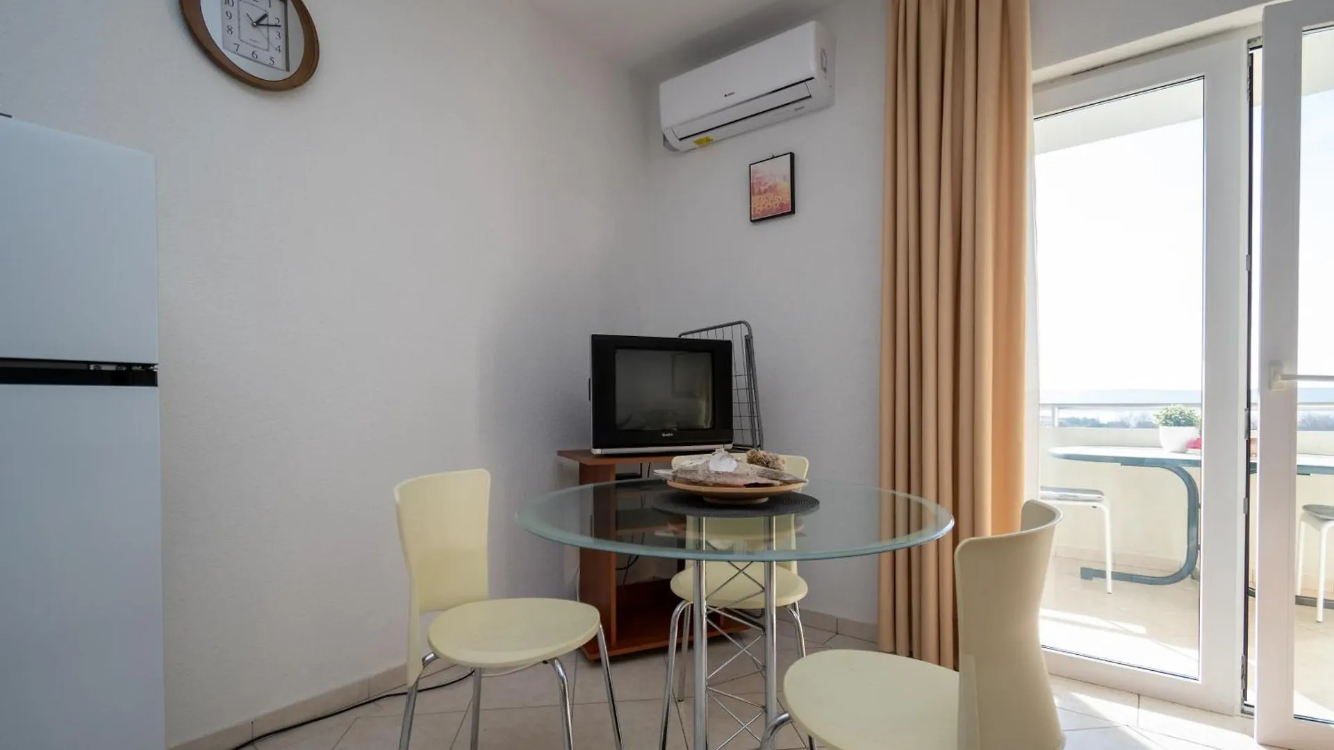 Family Friendly Apartments With A Swimming Pool Ljubac, Zadar - 21937 Razanac Croatia