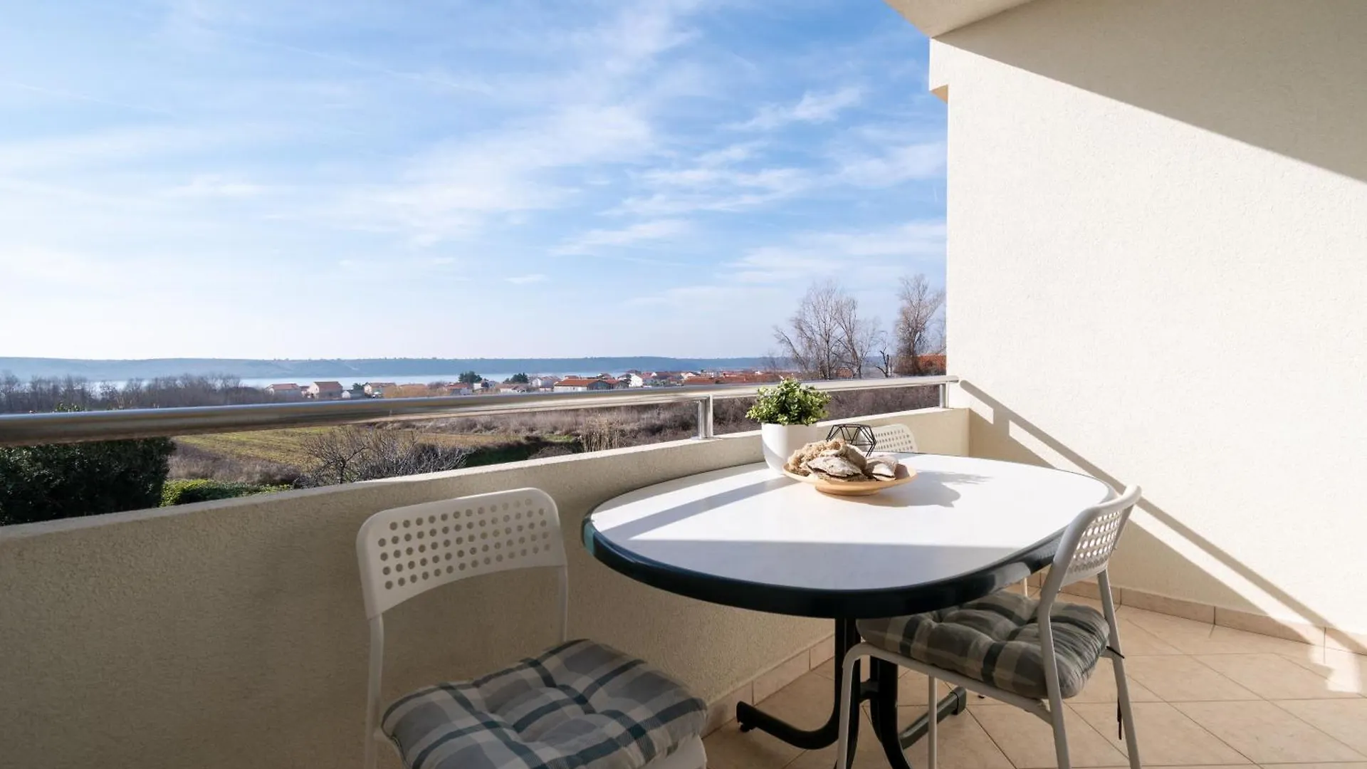 Family Friendly Apartments With A Swimming Pool Ljubac, Zadar - 21937 Razanac